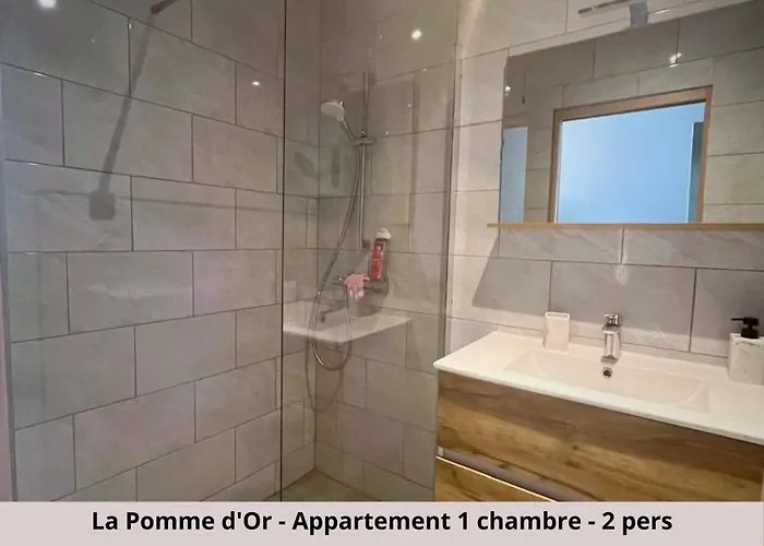 De La Pomme Rouge Appartement *
